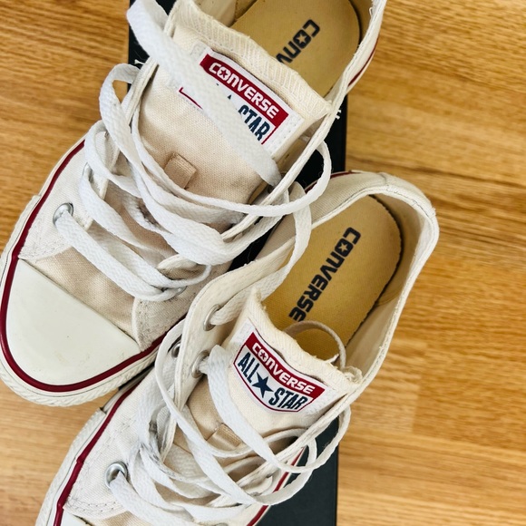 Converse 👟 - Picture 2 of 3